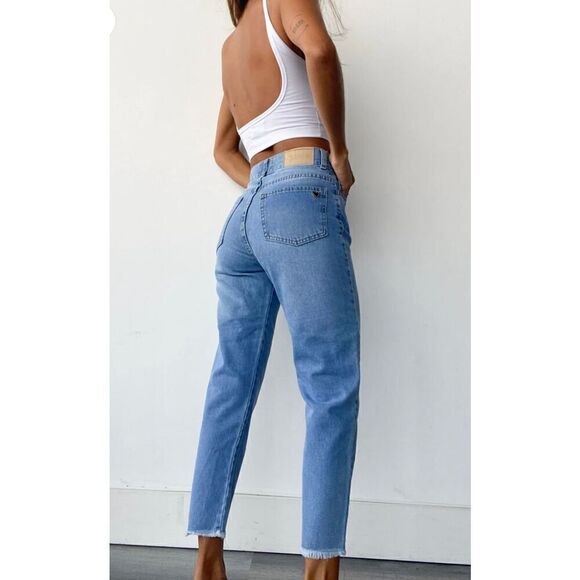 Chipre Mom Jeans NWT - Picture 14 of 16